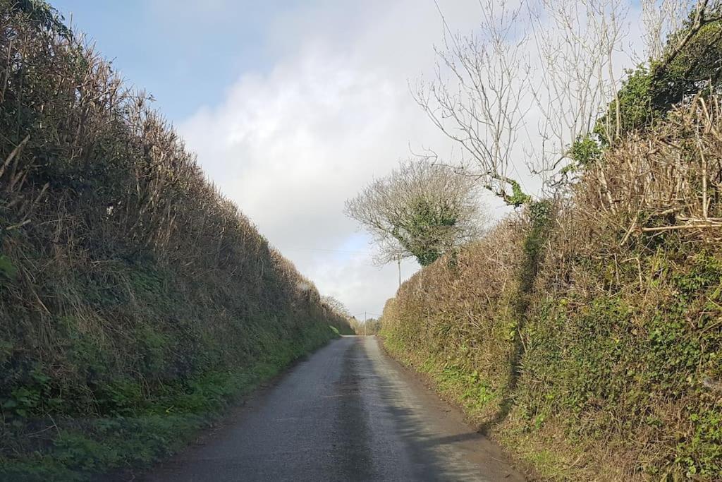 De-vollard, Cornish Cottage, Lovely Village * Saltash