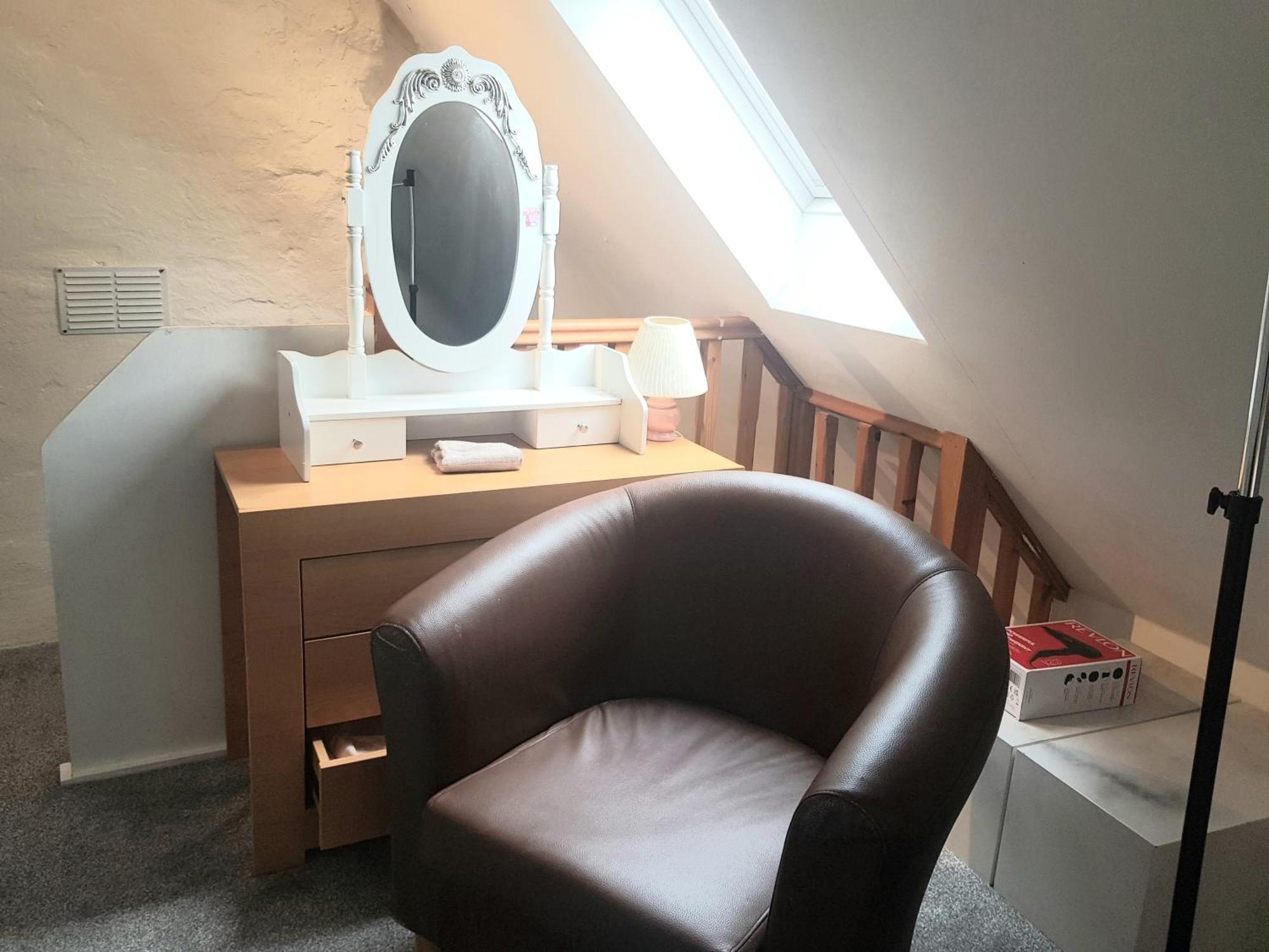 De-vollard, Cornish Cottage, Lovely Village Holiday home