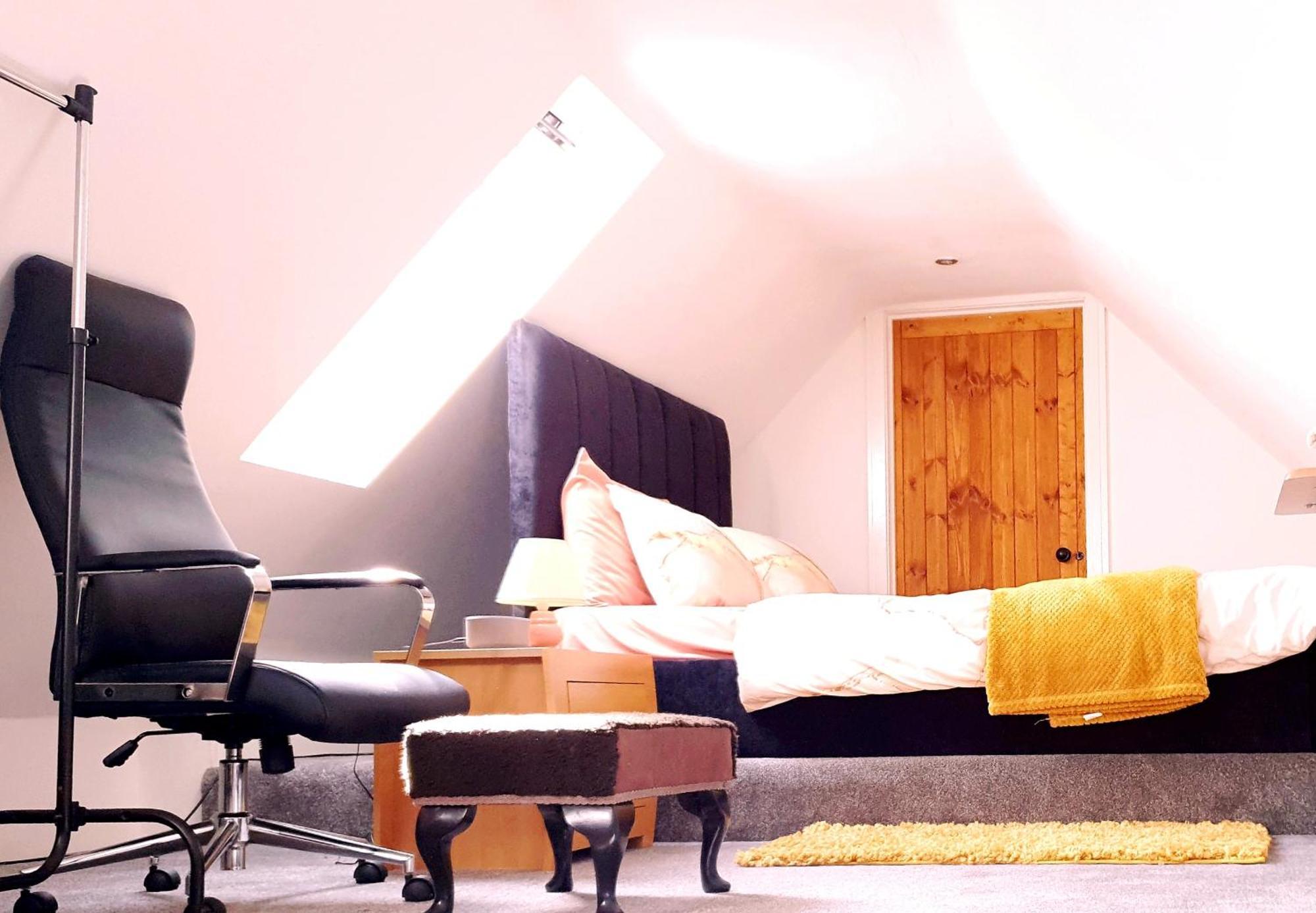 Holiday home De-vollard, Cornish Cottage, Lovely Village